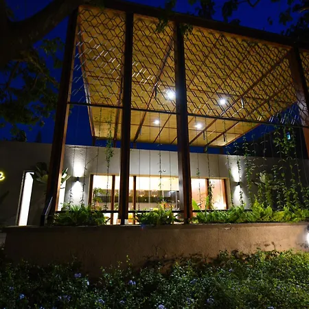 Le Petit Village Boutique Hotel & Spa-2