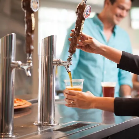Springhill Suites, Lake Buena Vista, Orlando Marriott Village Hot Breakfast With Starbucks-2