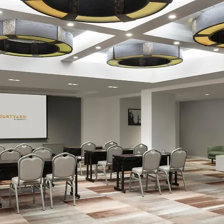 Courtyard By Marriott Lima Miraflores-2