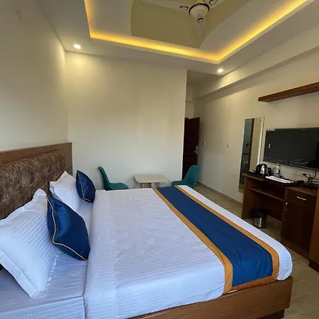 Np Royal Inn-3