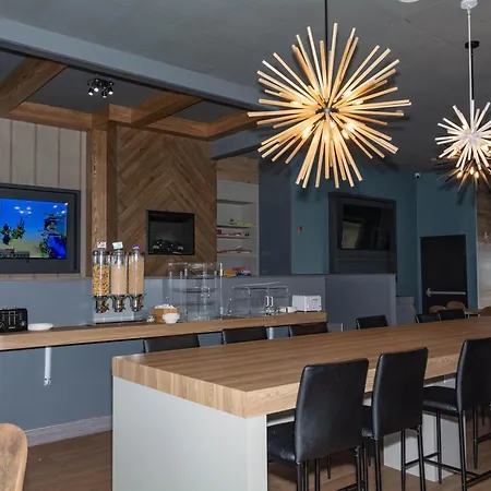 Travelodge By Wyndham Roberval-2