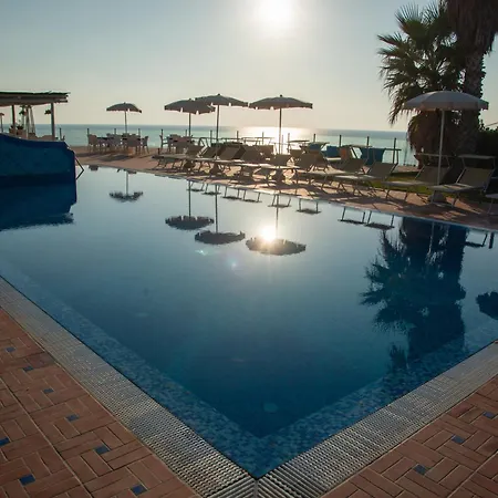 Hotel Albatros-3