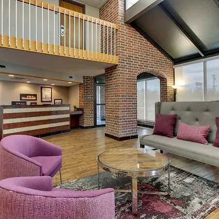 Drury Inn & Suites Poplar Bluff-2