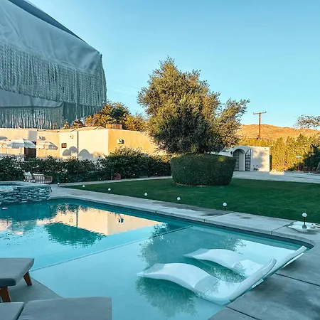 The Yucca Hotel (Adults Only)-3