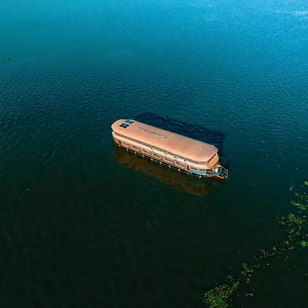 Venice Premium Houseboats Alleppey-2