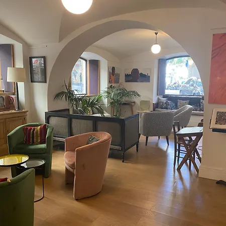Hotel Central Bastia-2