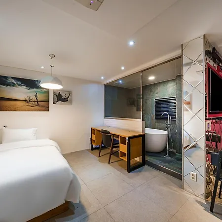 H-Avenue Hotel Yeoksam-3