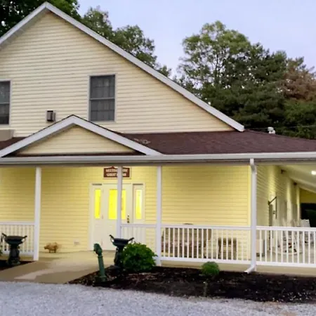 Hideaway Country Inn-2