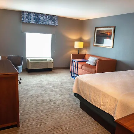 Hampton Inn & Suites Jacksonville-3