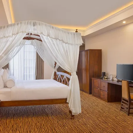 The Golden Ridge Hotel-2