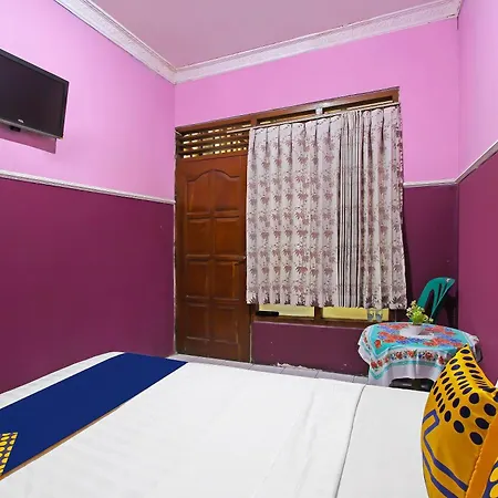SPOT ON 91911 Rejeki Homestay Syariah Malioboro-2