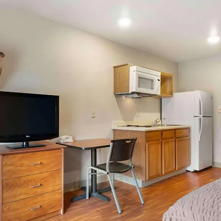 Extended Stay America Select Suites - Cincinnati - Florence - Airport-3