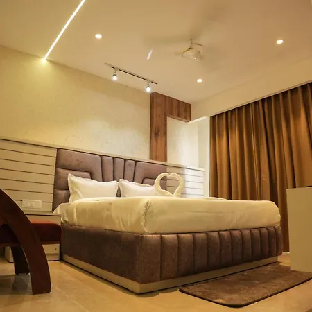 Hotel Lime Tree-3