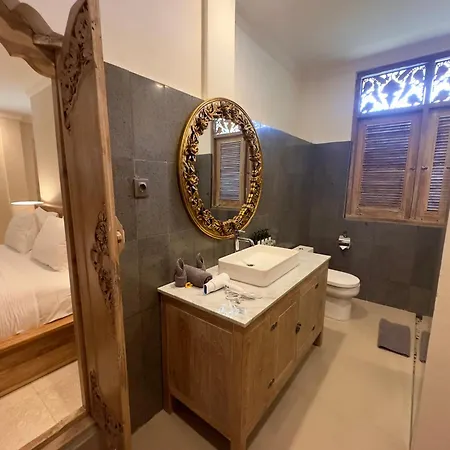 Honeymoon Guesthouse-3
