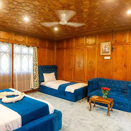 Wangnoo Heritage Houseboats-3