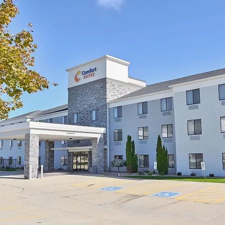 Comfort Suites Bloomington I-55 And I-74-2