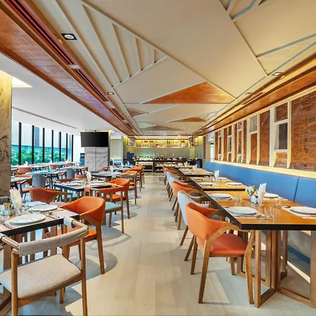 Best Western Click Sathorn 11 Bangkok-3