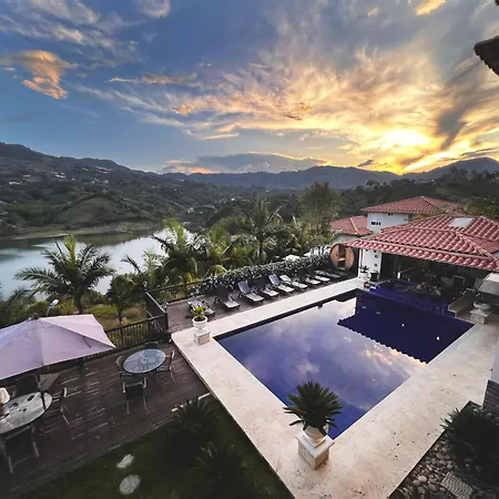 1714 Hotel Boutique Guatapé-2
