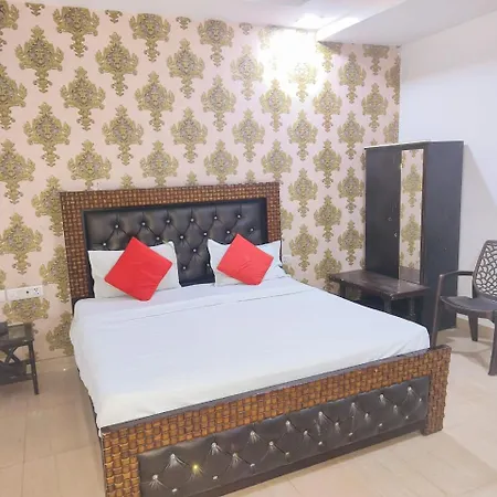 Hotel Ashoka Palace Near Igi Airport New Delhi-3