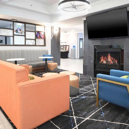 Hampton Inn Bryant-2