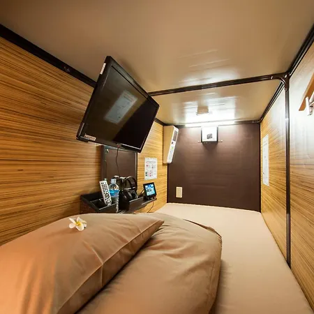 Capsule Hotel Anshin Oyado Premium Resort Kyoto Shijo Karasuma-3