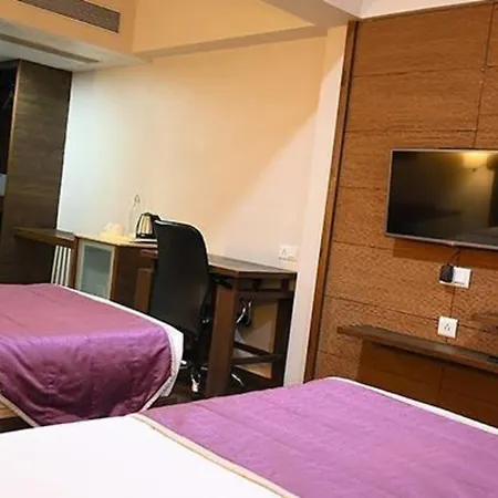 Fabhotel Prime Ace Grand-2