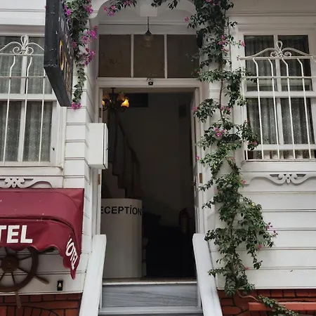 Kadıköy White House-2