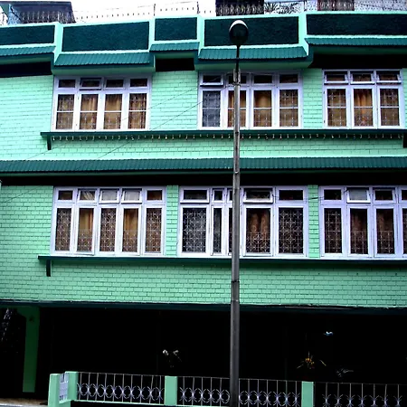 Hotel Twilight Lodge-2