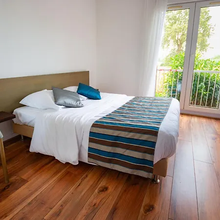 Contact Hotel Du Ladhof-3