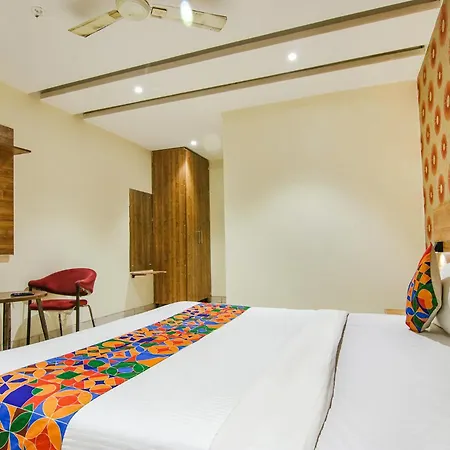 Fabhotel Golden Glory-2
