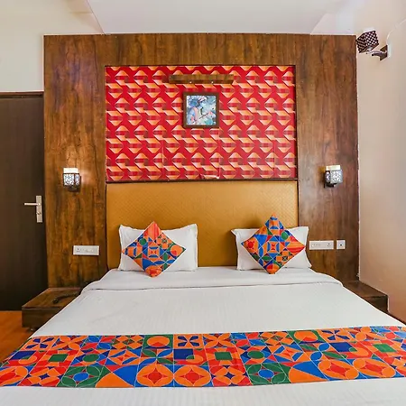 Fabhotel Mng-3