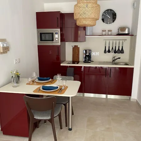 Domitys - Regalecia-3