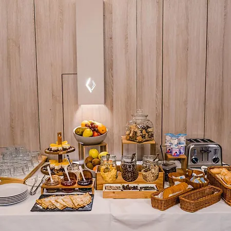 Caro Boutique Hotel-3