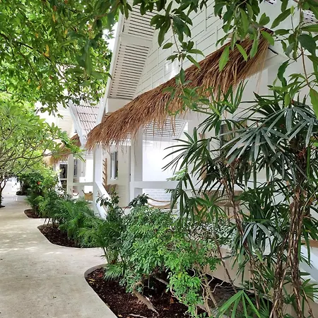 Elephant Beach Club & Resort Samui-3