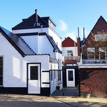 B&B de Drukkerij Zandvoort - charming private guesthouse-3