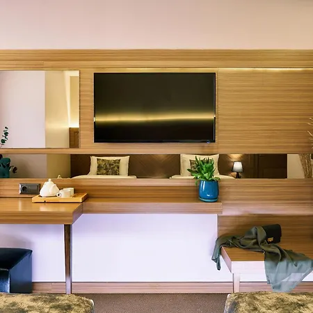 Atro Hotel-3