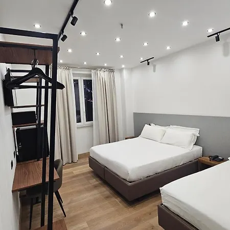 Hotel La Superba-3
