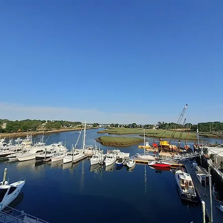 The Hotel At Cape Ann Marina-2