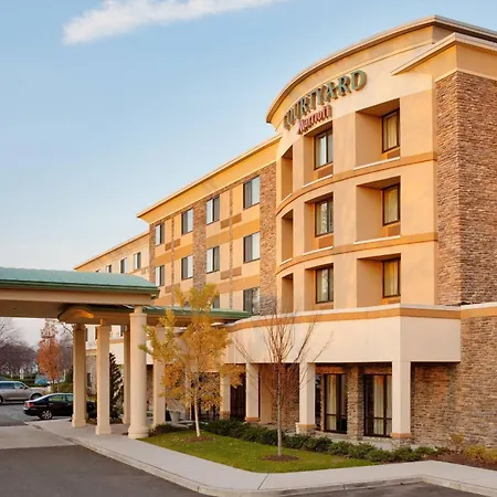 Courtyard By Marriott Paramus-2