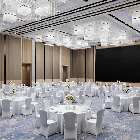 Courtyard By Marriott Qinhuangdao West-2