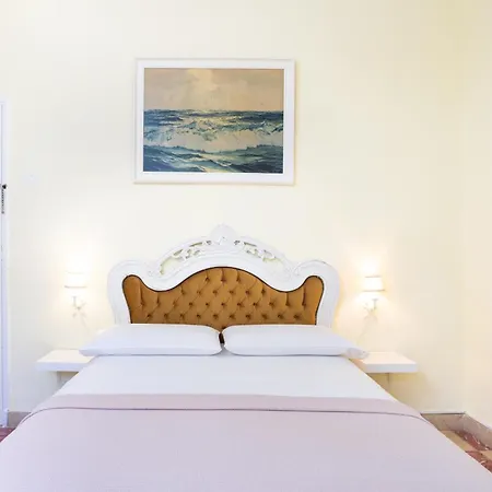Casa Doña Carmela GuestHouse - parking included-3