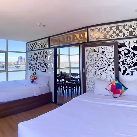 Pariat River Front Hotel-3
