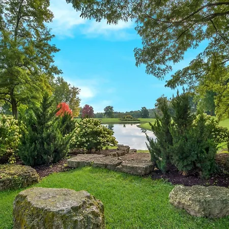 Wyndham Garden Galena Hotel & Day Spa-2