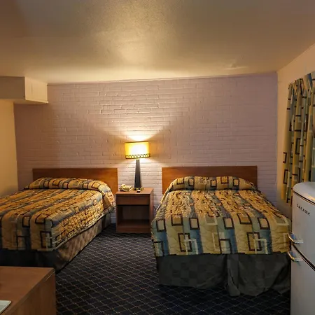Economy Inn Kingsville-3