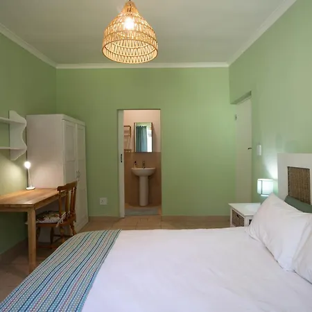 The Avenue House-2