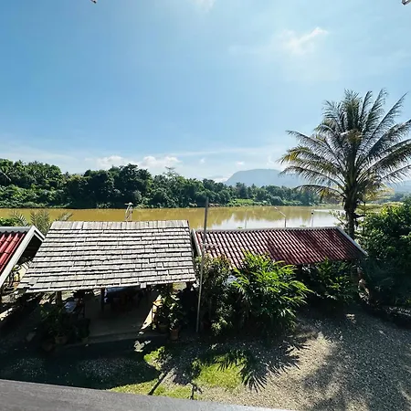 Kingkham Riverside Hotel-2