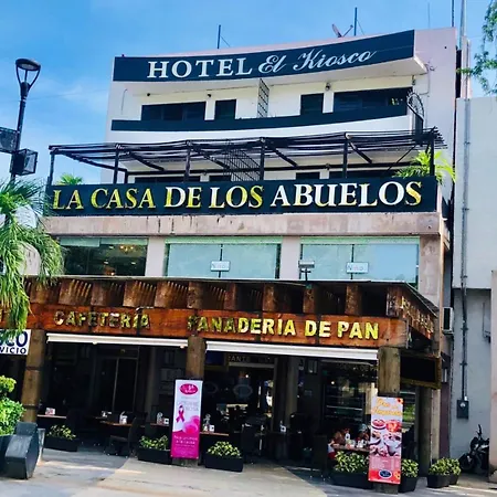 Hotel zócalo abuelos-3