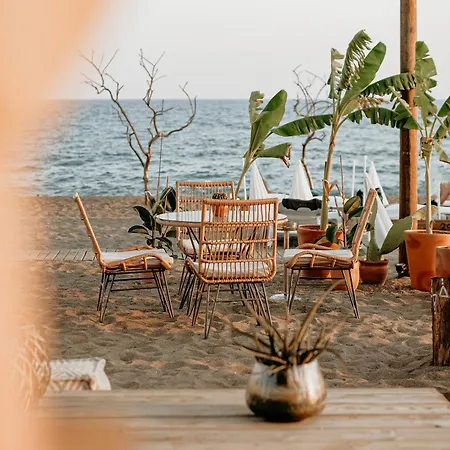 Raw Beach Hotel-2