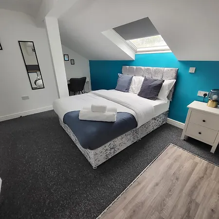 Nottingham Forest Rd, Short Stays-2
