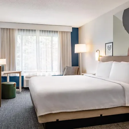 Spark By Hilton Mystic Groton-3